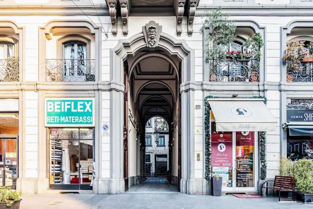 Ad Un Passo Dal Duomo Elegante Appartamento Wifi Milán Exterior foto
